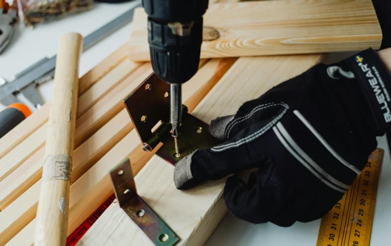 carpenter service in Abu Dhabi